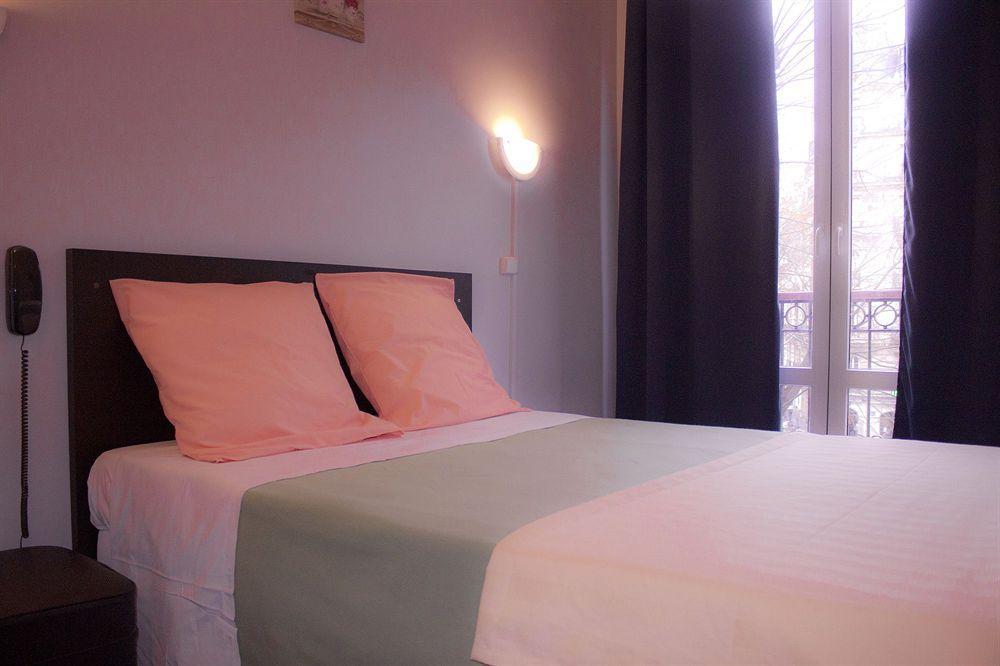 פריז Hotel Bien-Etre מראה חיצוני תמונה